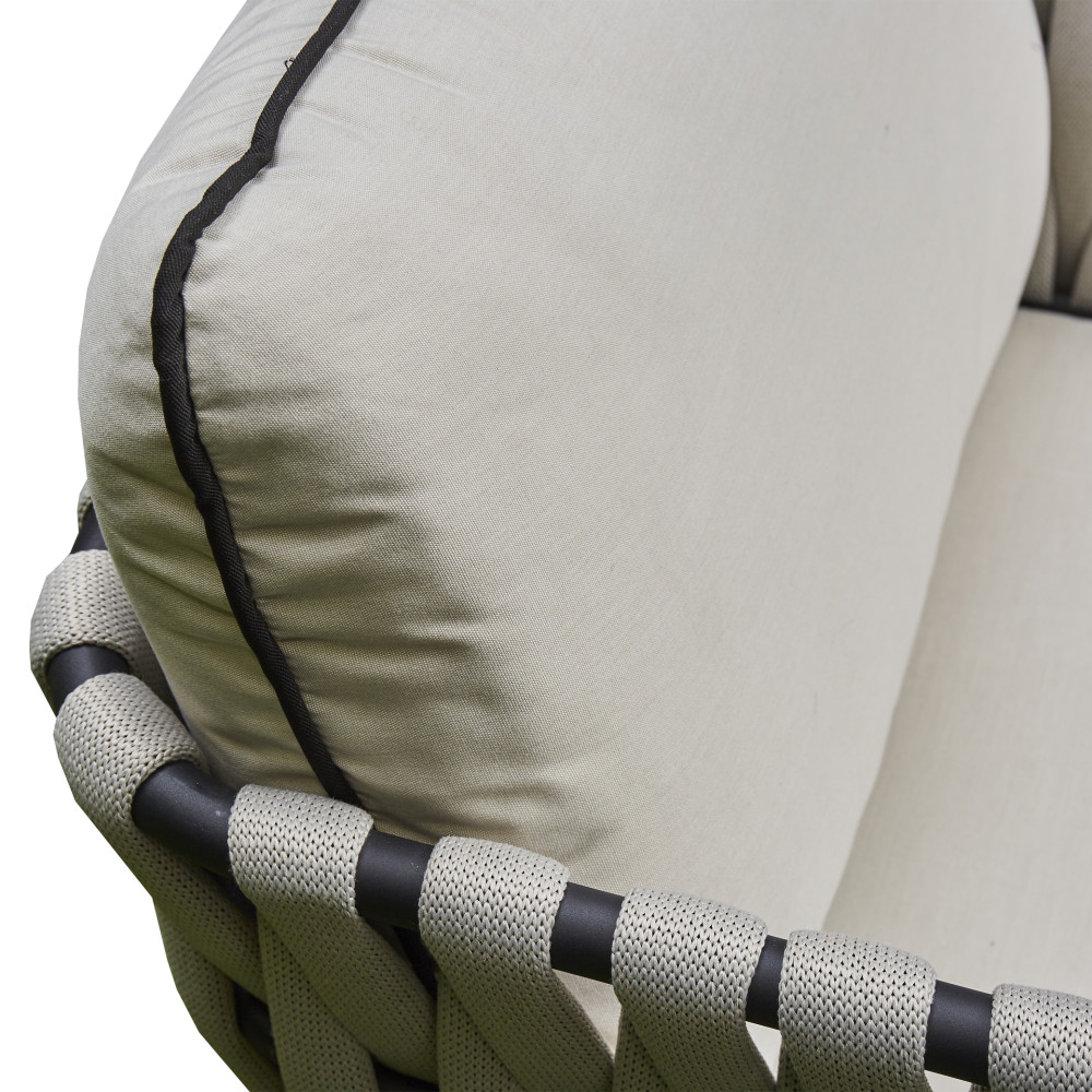 Aura Outdoor Lounge Set